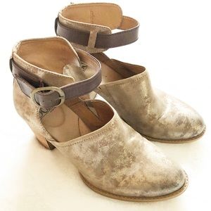 SOFFT Metallic Gold/Tan Leather Ankle Buckle Boots